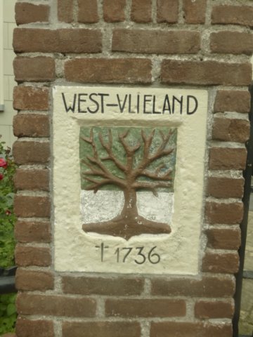 hetdorpwestvlielandbestaatnietmeer.jpg